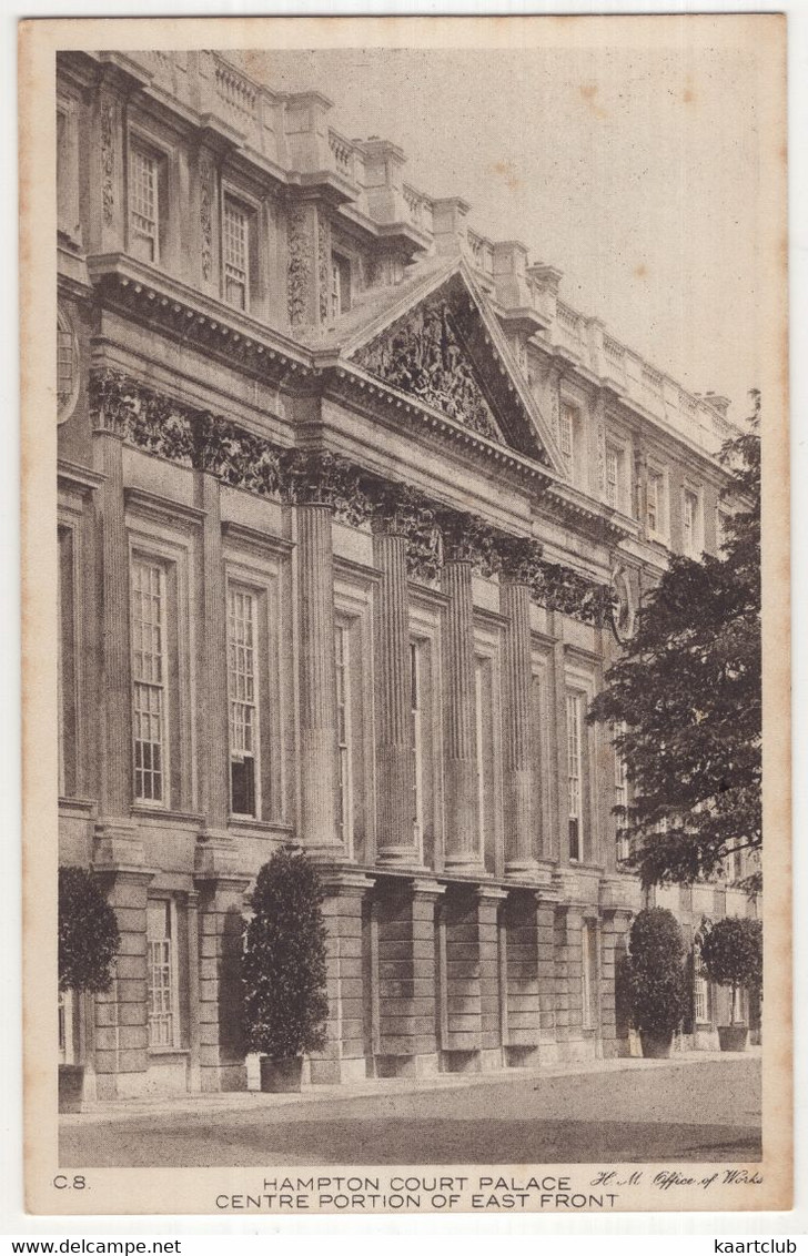 Hampton Court Palace - Cente Portion Of East Front - (England, U.K.) - Hampton Court