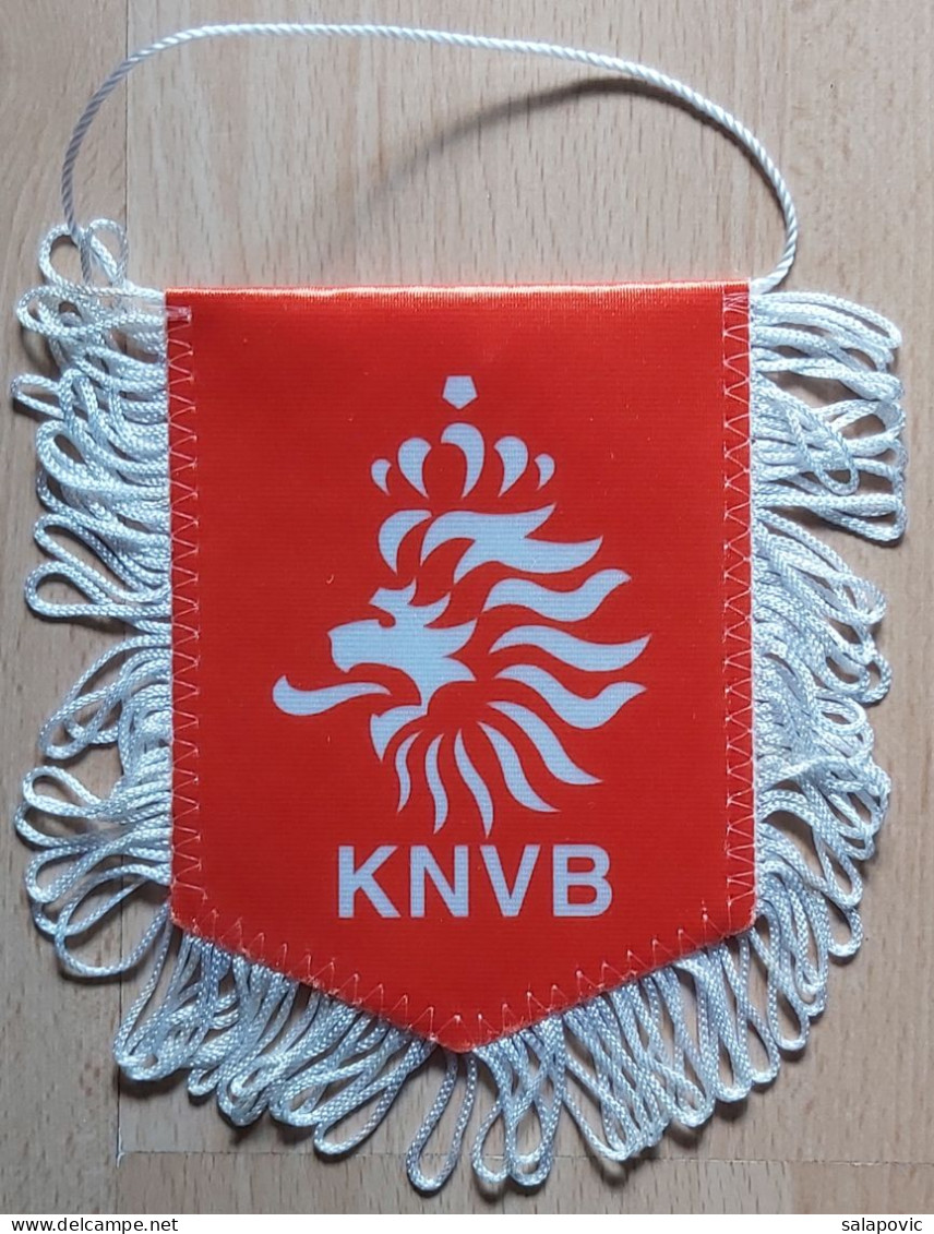 Netherlands KNVB Football Federation Union Soccer Club Fussball Calcio Futbol Futebol PENNANT, SPORTS FLAG ZS 3/2 - Habillement, Souvenirs & Autres