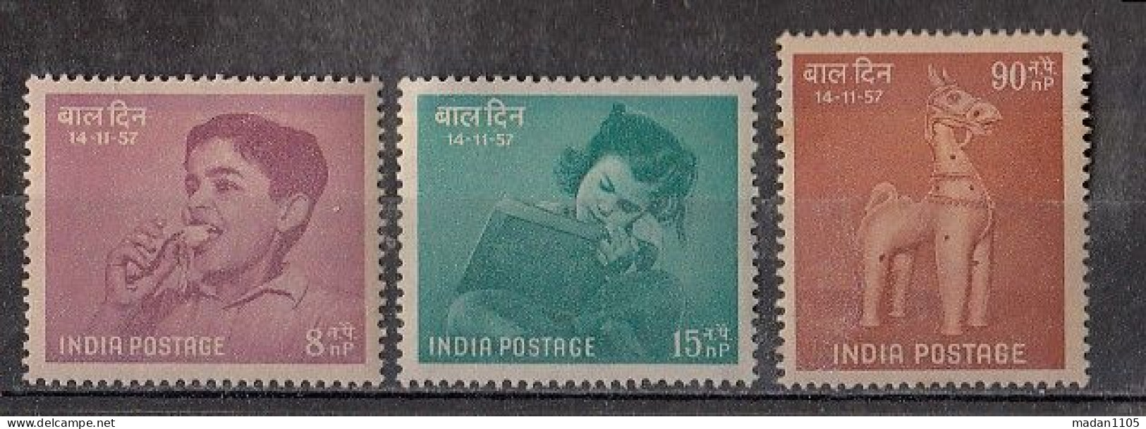 INDIA, 1957, Children's Day LOT Of 10 Sets, Horse, Sets 3 V, Nutrition, Education, Recreation, Childrens,MNH, (**) - Unused Stamps