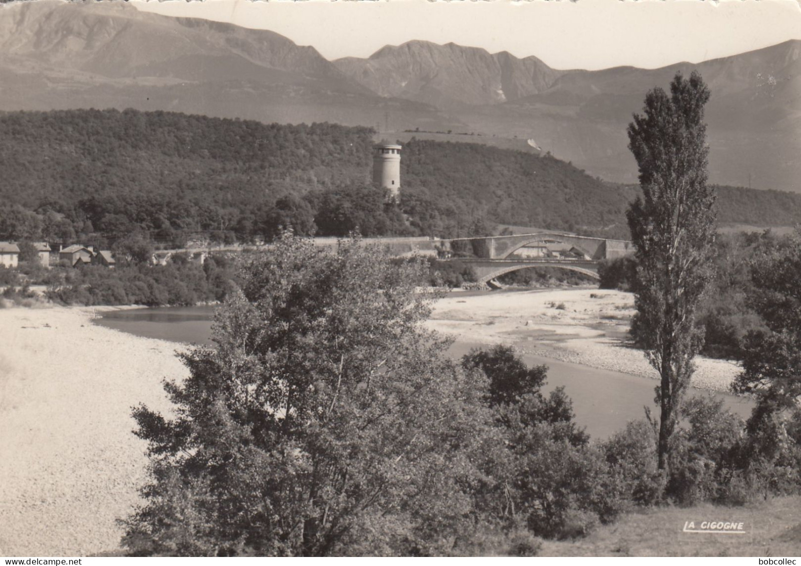 CLAIX (Isère): Le Château D'eau Et Les Ponts De Claix - Le Drac - Claix