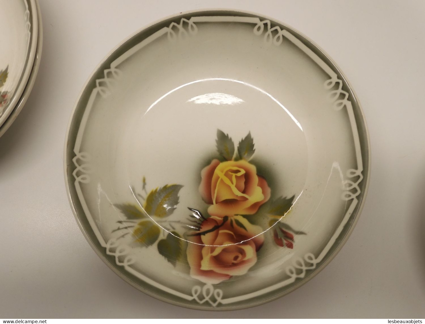 -5 ASSIETTES CREUSES CERAMIQUE DIGOIN modèle ADELE Roses jaune orangé    E