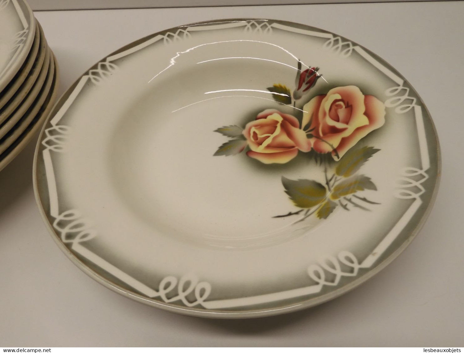 -8 ASSIETTES DEMI CREUSES CERAMIQUE DIGOIN modèle ADELE Roses jaune orangé    E