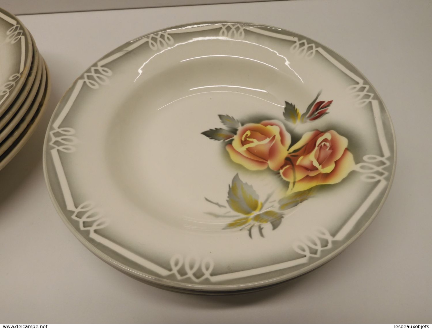 -8 ASSIETTES DEMI CREUSES CERAMIQUE DIGOIN modèle ADELE Roses jaune orangé    E