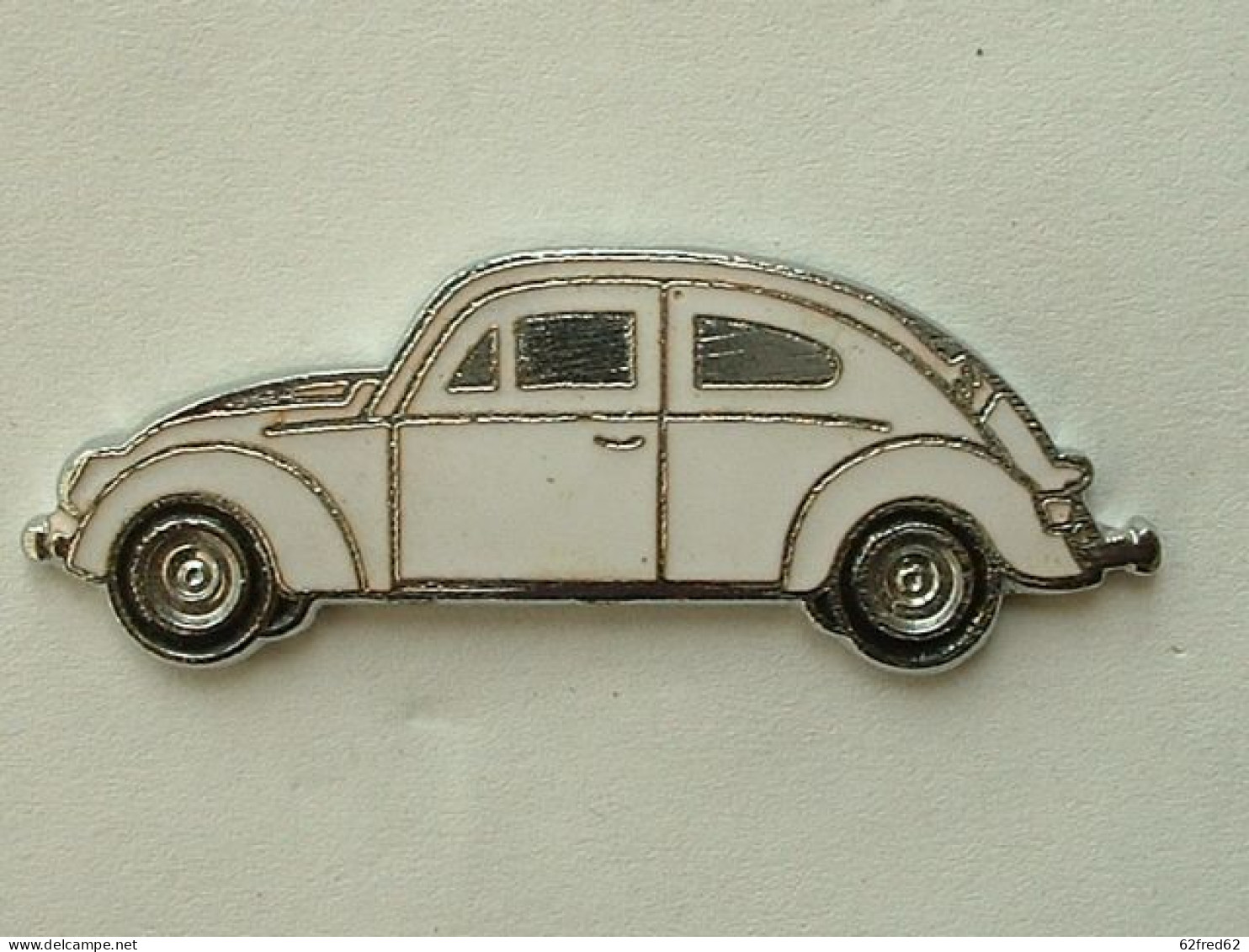 PIN'S VOLKSWAGEN - COX BLANCHE - EMAIL - Volkswagen