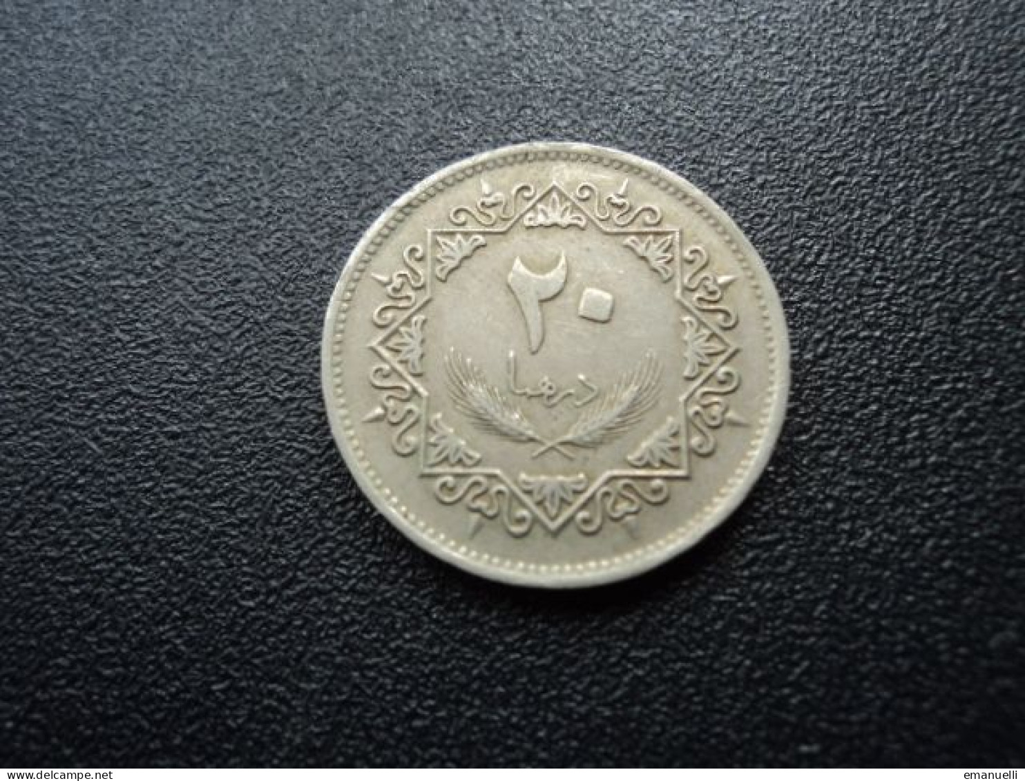 LIBYE : 20 DIRHAMS   1975 - 1395  KM 15    TTB+ - Libië