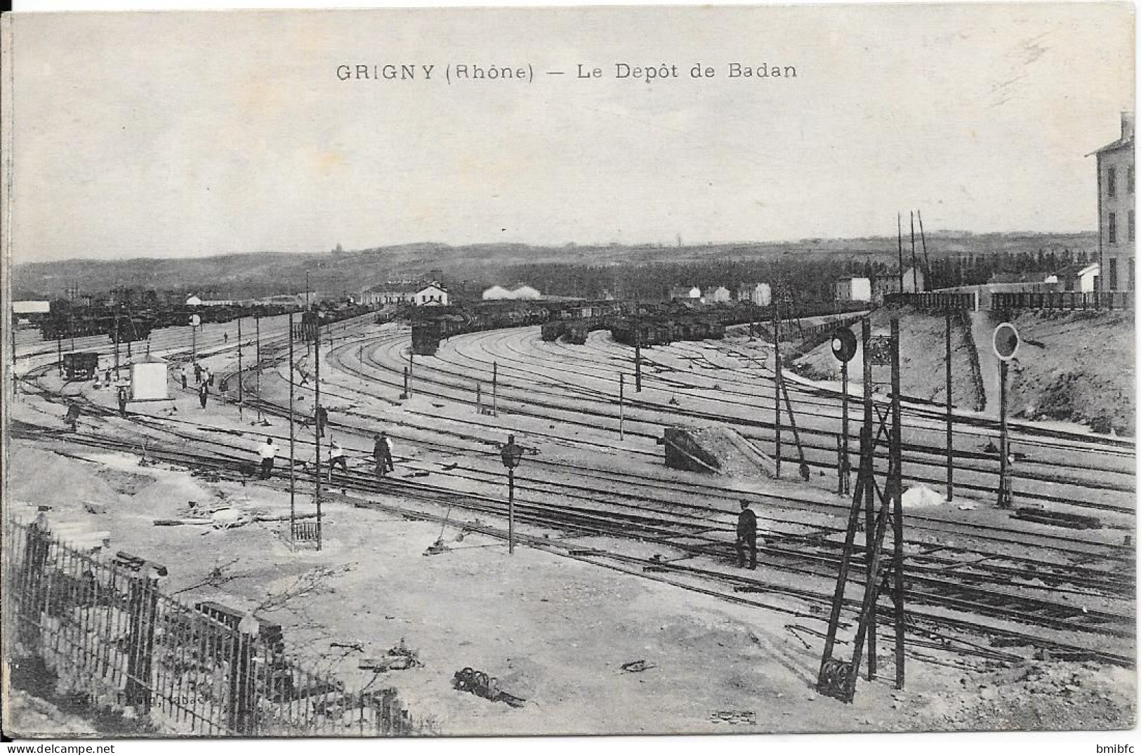 GRIGNY - Le Dépôt De Badan - Grigny