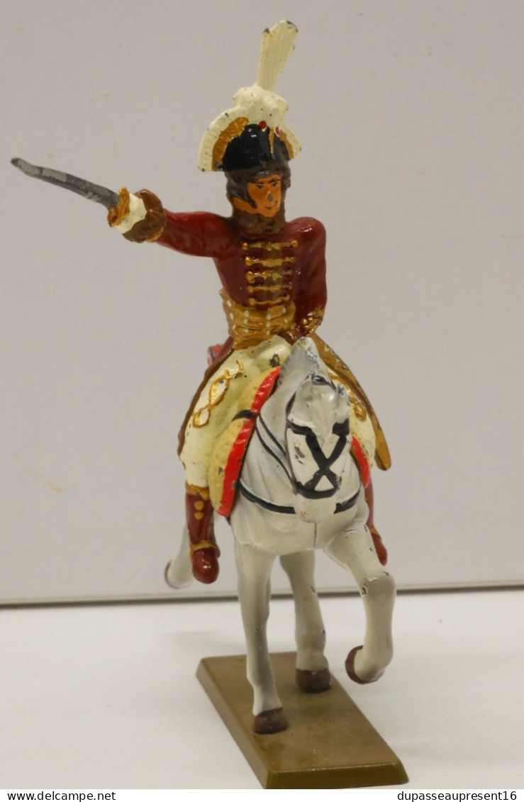 -STARLUX 2 SOLDATS NAPOLEONIENS A CHEVAL STATUETTES PLOMB PEINT COLLECTION   E