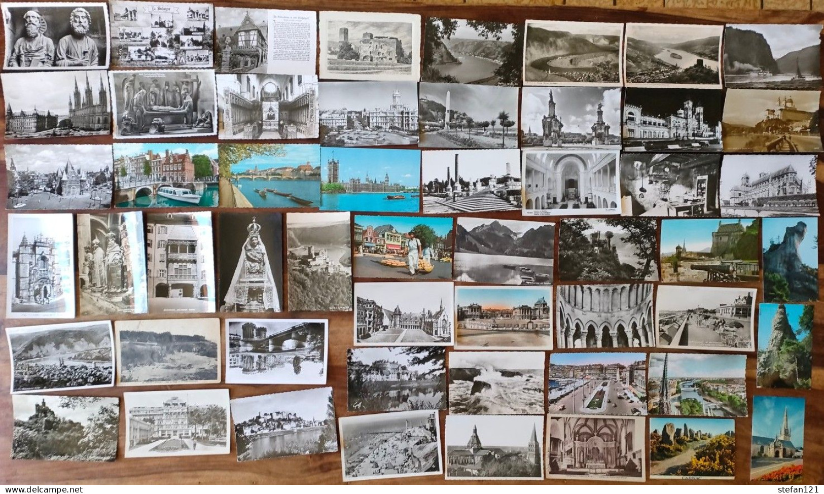 Lot de cartes postales semi modernes - France = 952 - Monde = 163 - + 212 petites cartes - Toutes photographiées