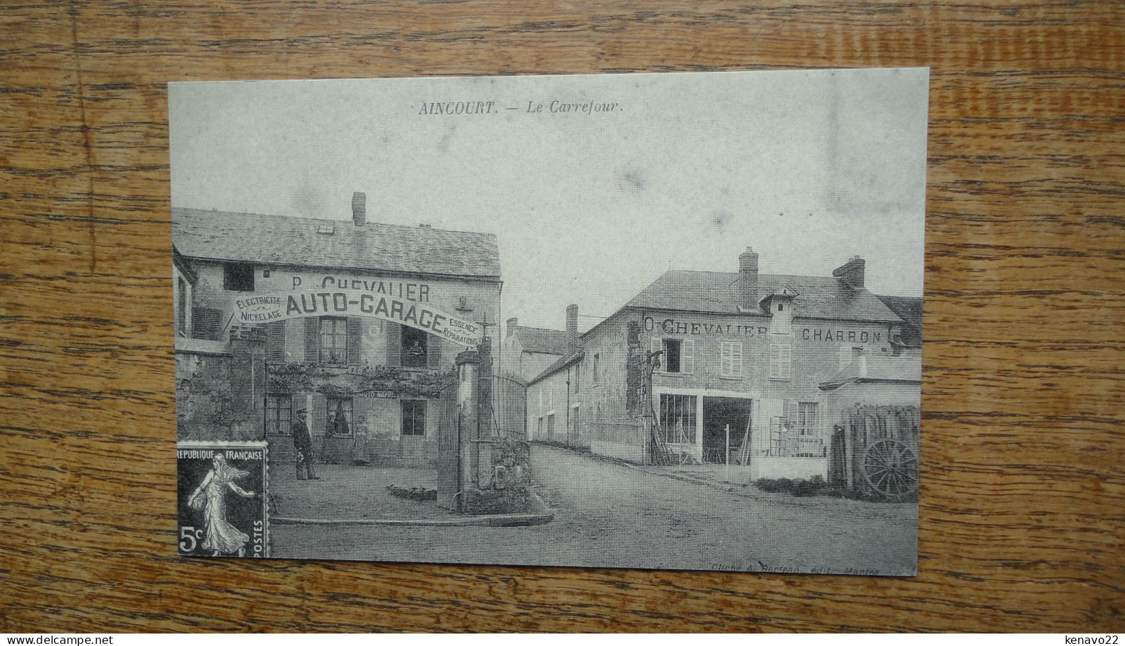 " Réédition Cartes D'autrefois  " Aincourt , Le Carrefour - Aincourt