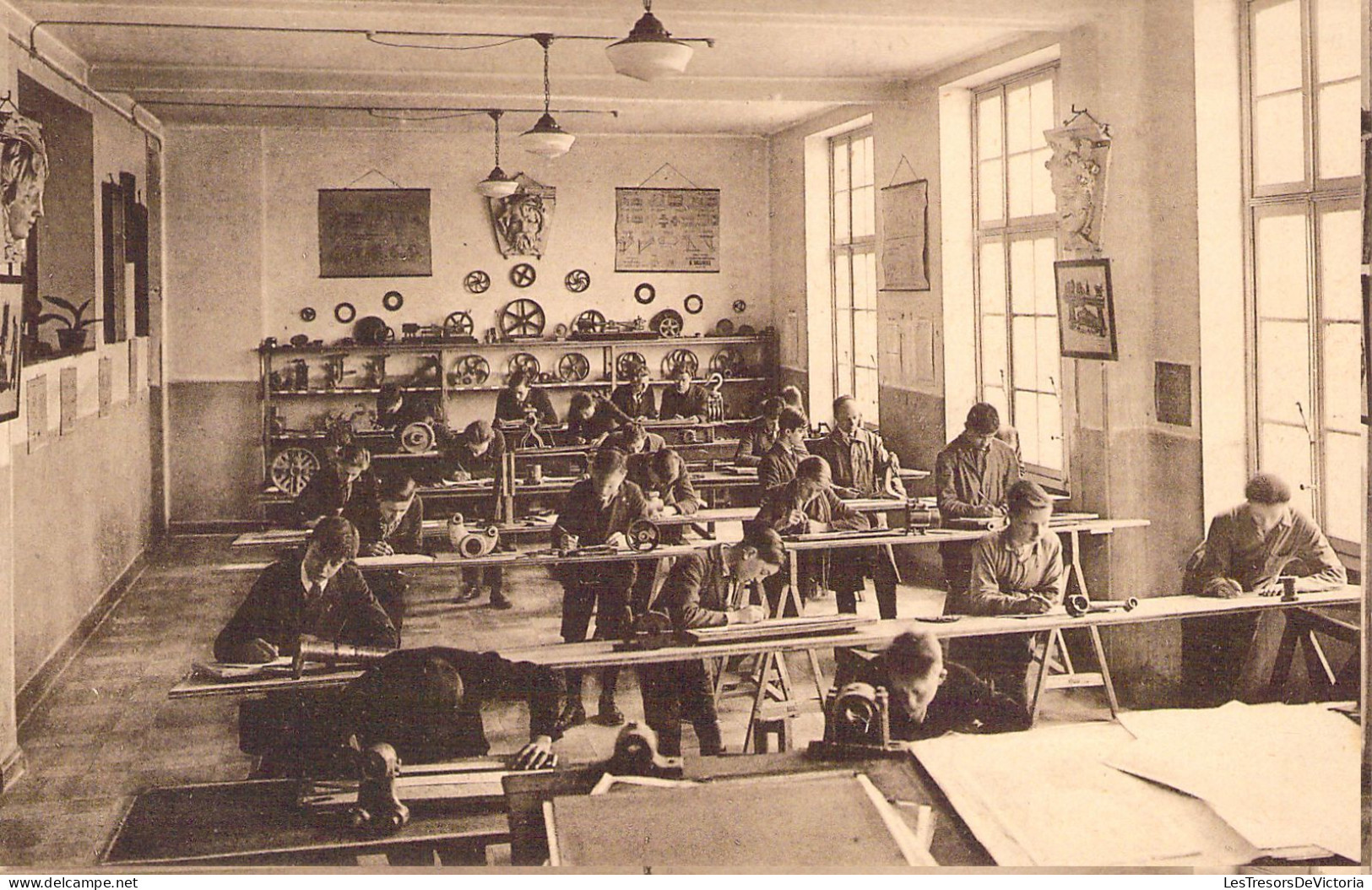 BELGIQUE - WOLUWE ST PIERRE - Institut St Georges - Classe De Dessin Industriel - Carte Postale Ancienne - Woluwe-St-Pierre - St-Pieters-Woluwe