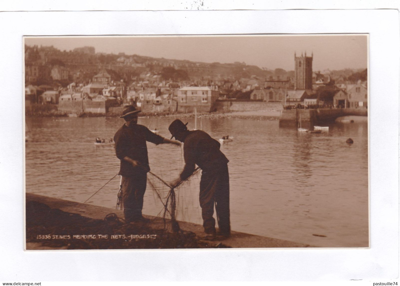 CPA :  -  ST.IVES MENDING THE NETS - St.Ives