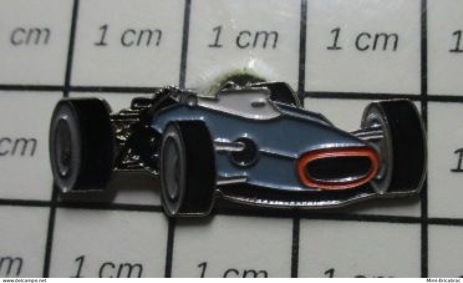 810H Pin's Pins / Beau Et Rare / AUTOMOBILES / FORMULE 1 RETRO BRM P83 - F1