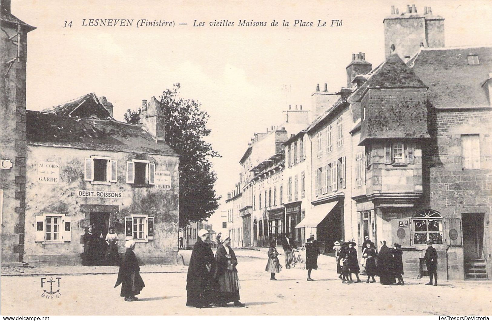 FRANCE - 29 - LESNEVEN - Les Vieilles Maisons De La Place Le Flô - Carte Postale Ancienne - Lesneven