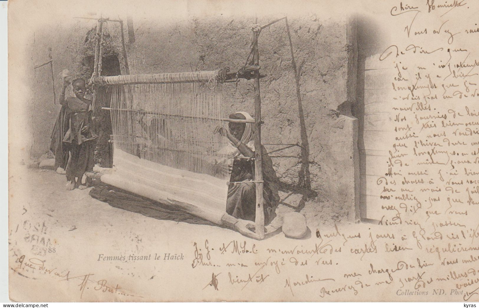 Algérie . Femmes Tissant Le Haïck - Berufe