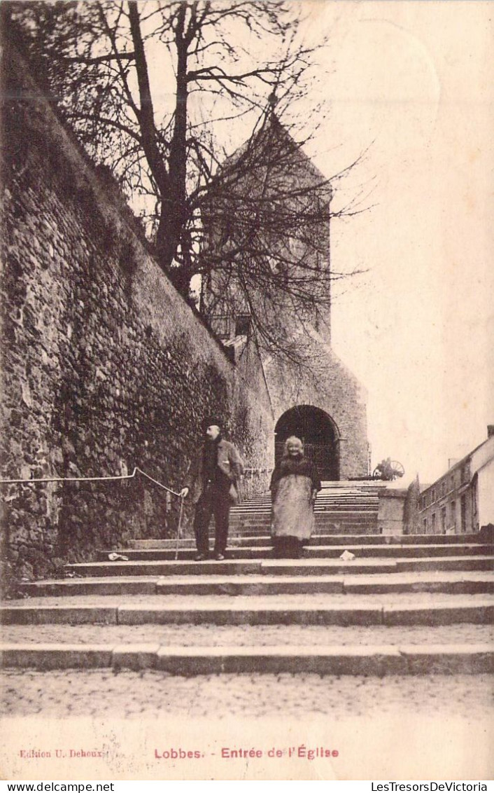 BELGIQUE - LOBBES - Entrée De L'Eglise - Edition U Dehoux - Carte Postale Ancienne - Lobbes