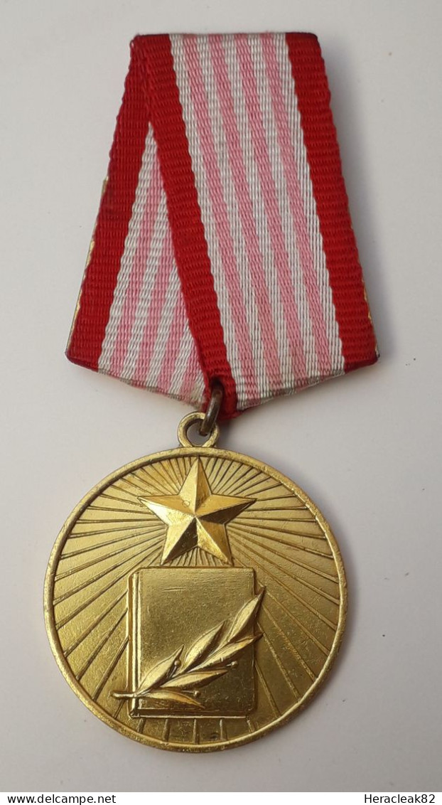 Albania Golden Medal, 100% Original - Altri & Non Classificati