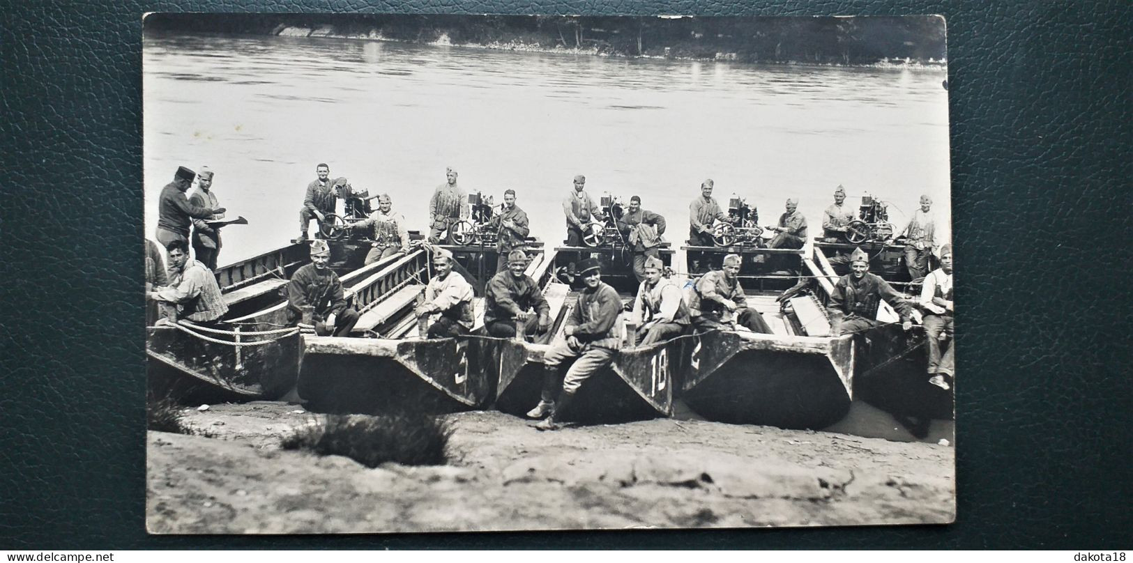 30 , Roquemaure , 2 Cartes Photos , Militaria , Le Pont De Bateaux Et Les équipages.....vues Peu Courantes - Roquemaure