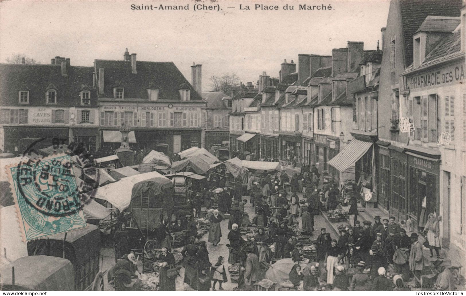 Marchés - Saint Amand - Cher - La Place Du Marché - Tres Animé - Carte Postale Ancienne - - Marchés