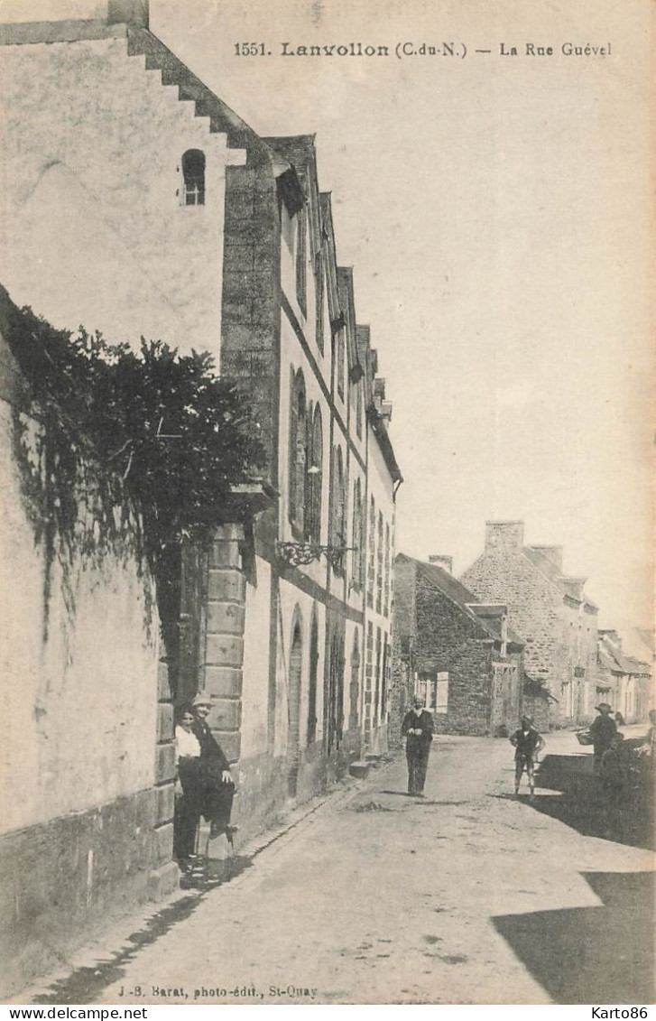 Lanvollon * La Rue Guével * Villageois - Lanvollon