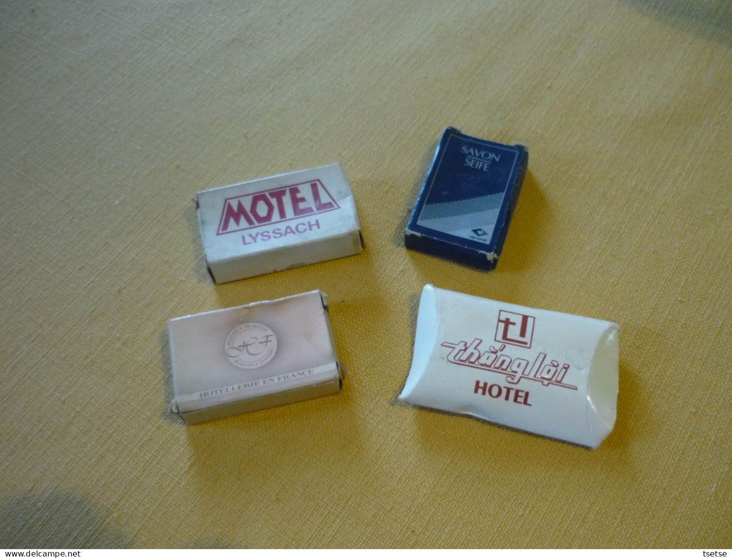 Lot De 28 Petits Savons D'hotels ... Vintage - Beauty Products