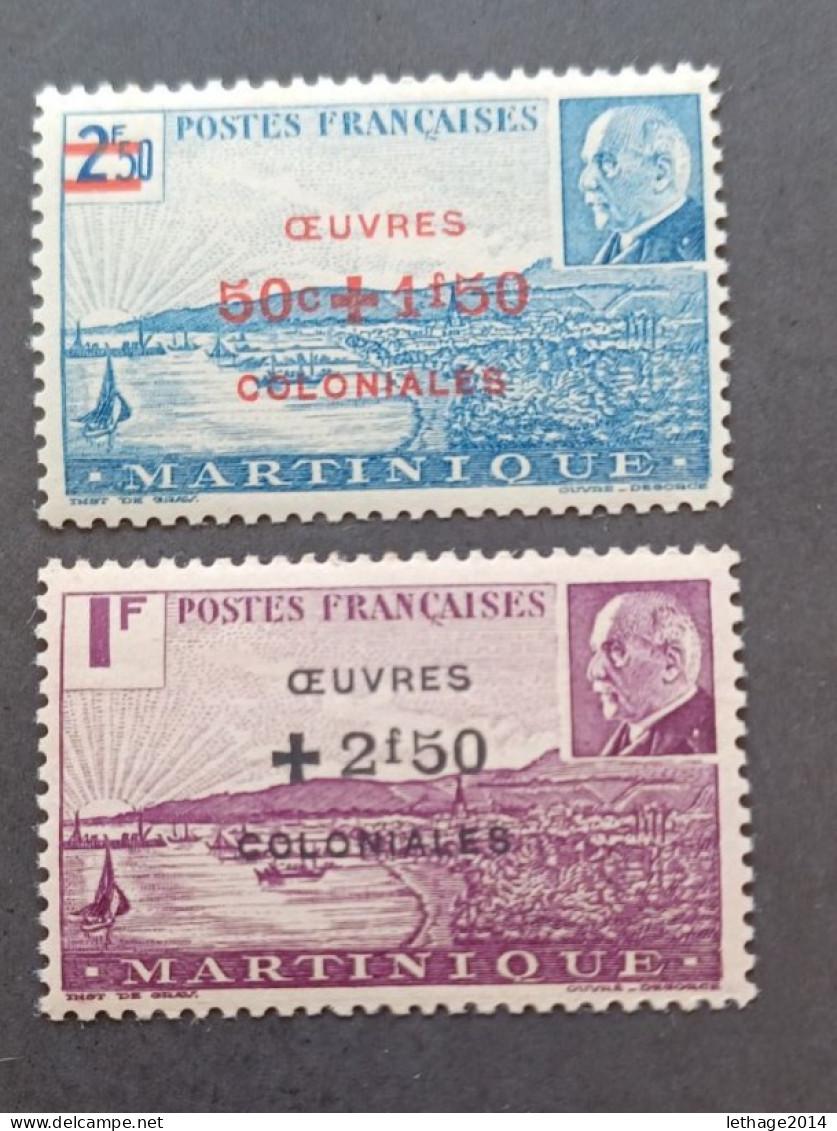 FRANCE COLONIE MARTINIQUE 1944 MARECHAL PETAIN SURCHARGES OEUVRES COLONIALES CAT YVERT N. 196/197 MNH - 1944 Maréchal Pétain, Surchargés – Œuvres Coloniales