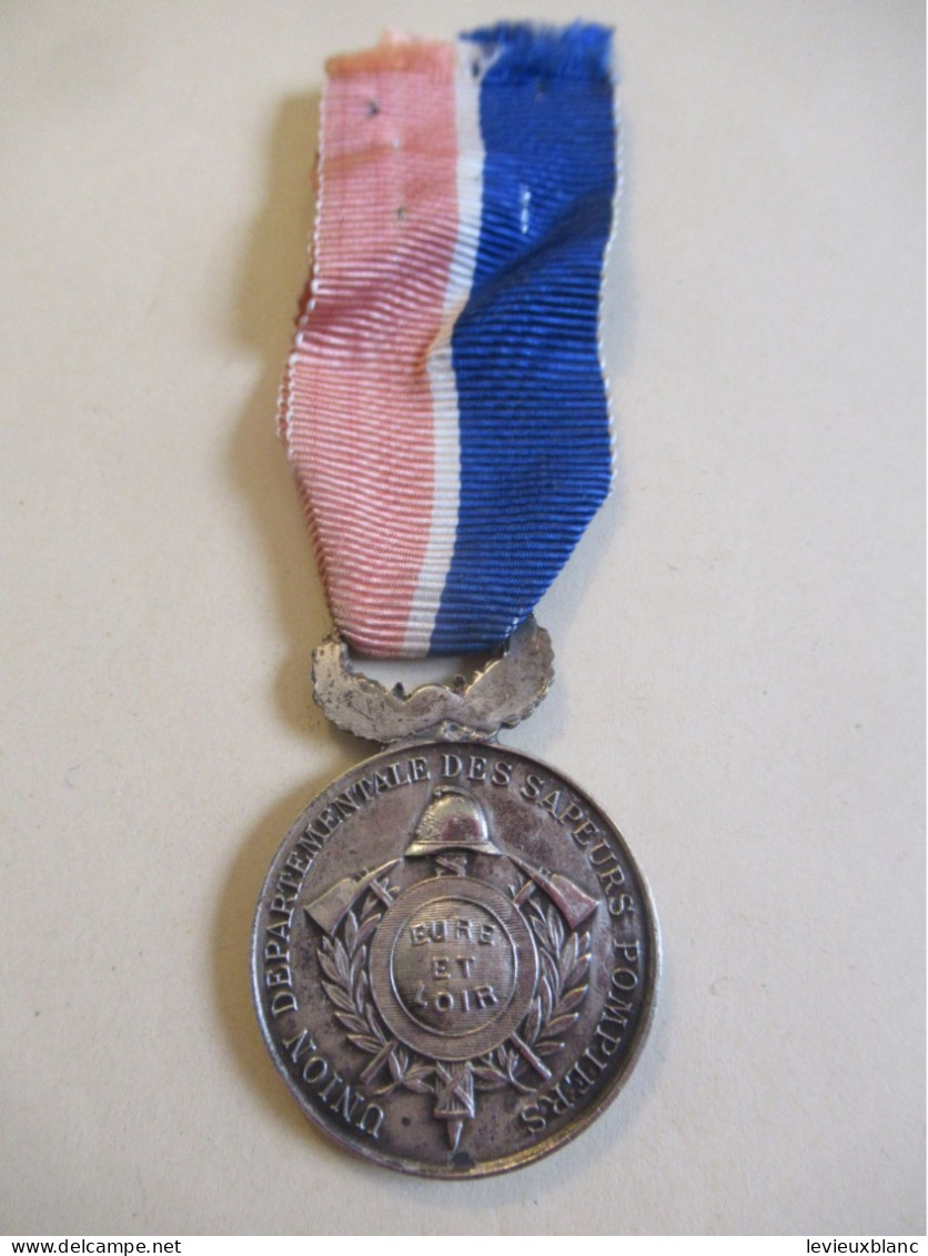 Médaille Pompiers/ République Française/Union Départemental Des Sapeurs-Pompiers/ Eure & Loir/ Vers 1900-1920   MED425 - France