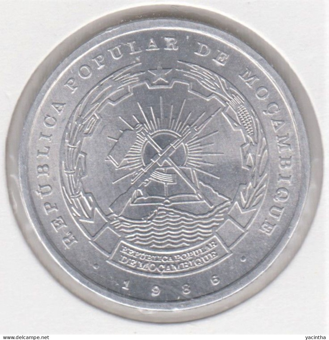 @Y@         Mozambique     10 Escudos   1986   (102)   UNC - Mozambique