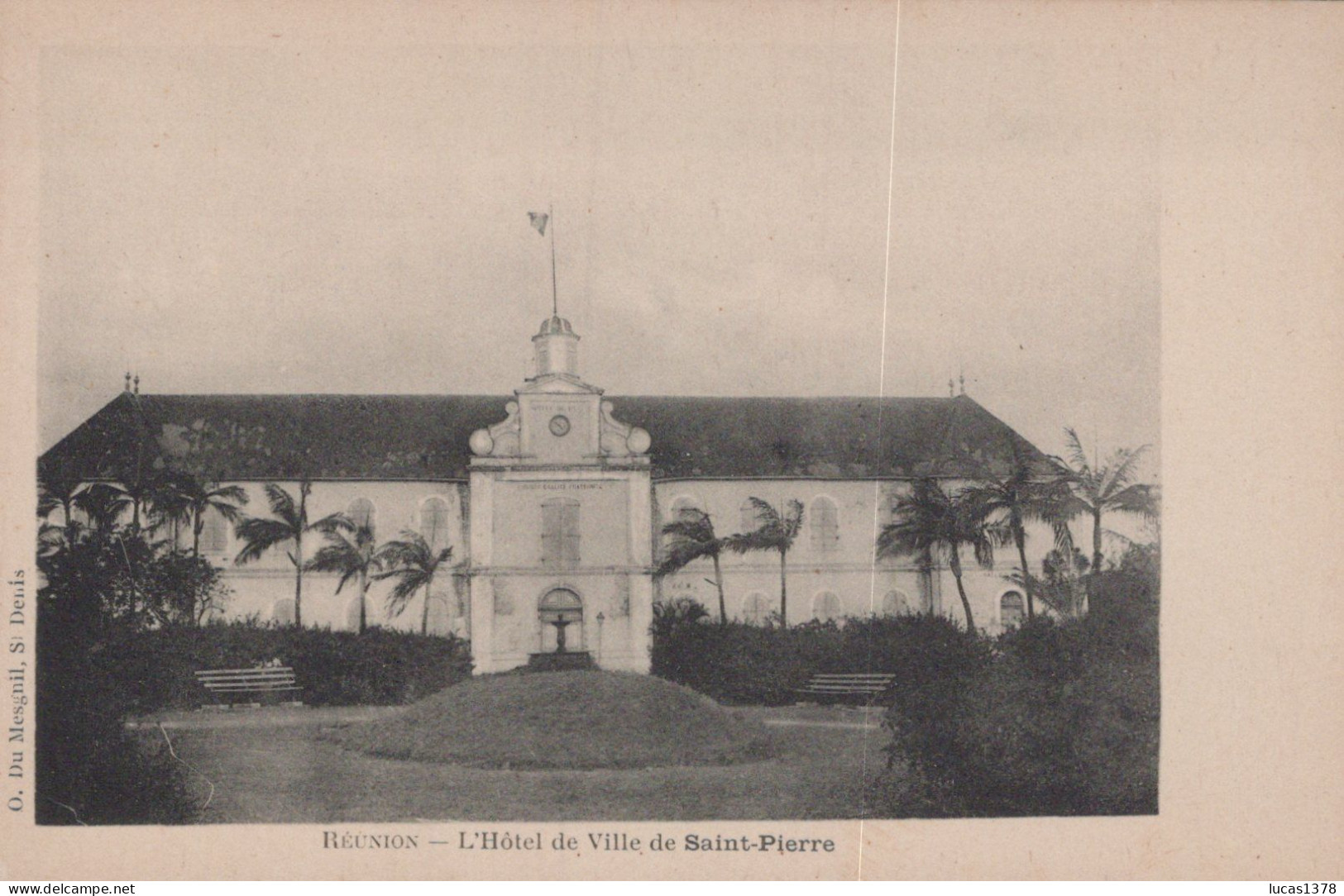 ILE DE LA REUNION / L HOTEL DE VILLE DE SAINT PIERRE - Reunion