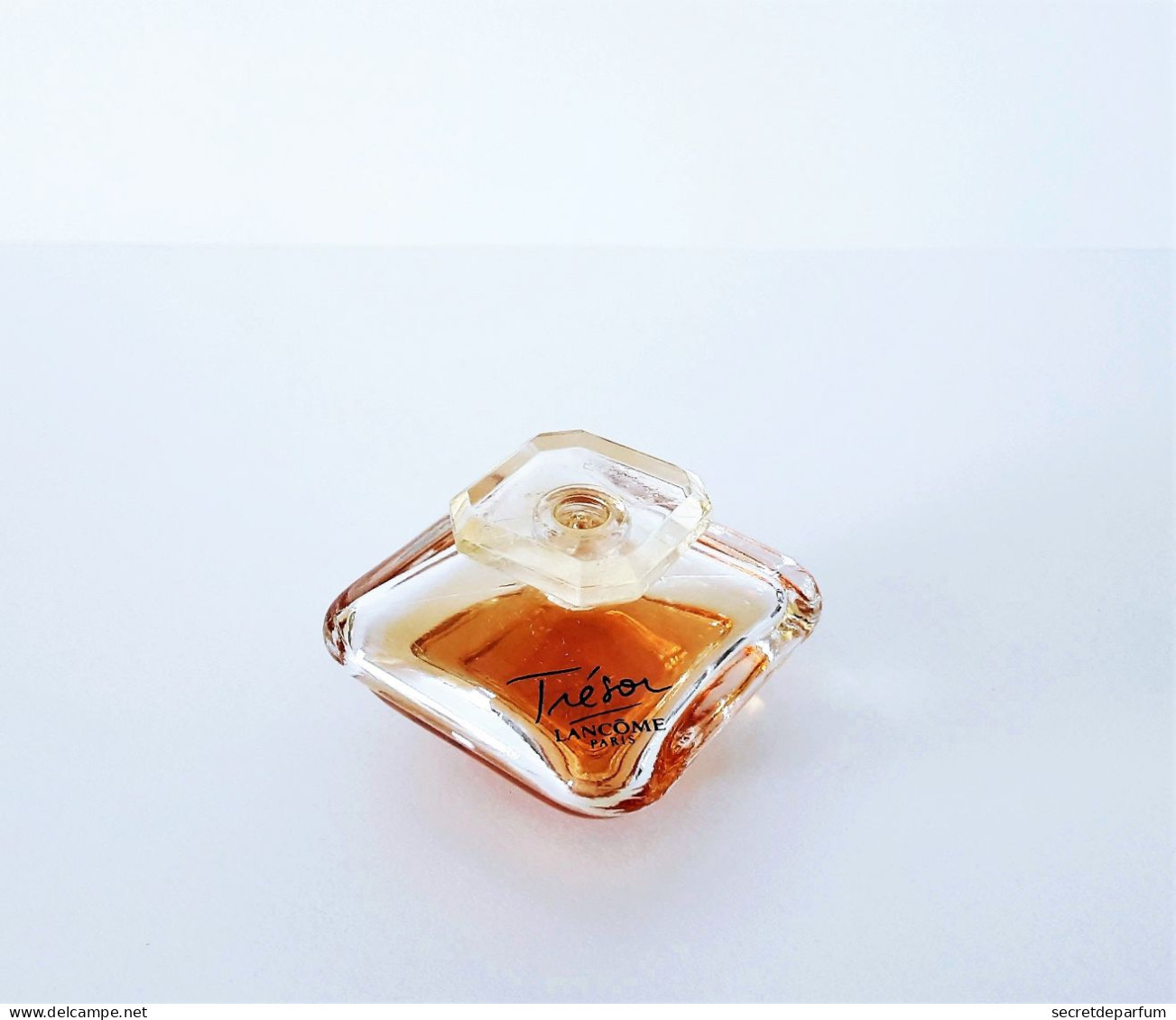 Miniatures De Parfum TRÉSOR  De LANCOME  EDP   7.5 Ml - Miniaturen Damendüfte (ohne Verpackung)