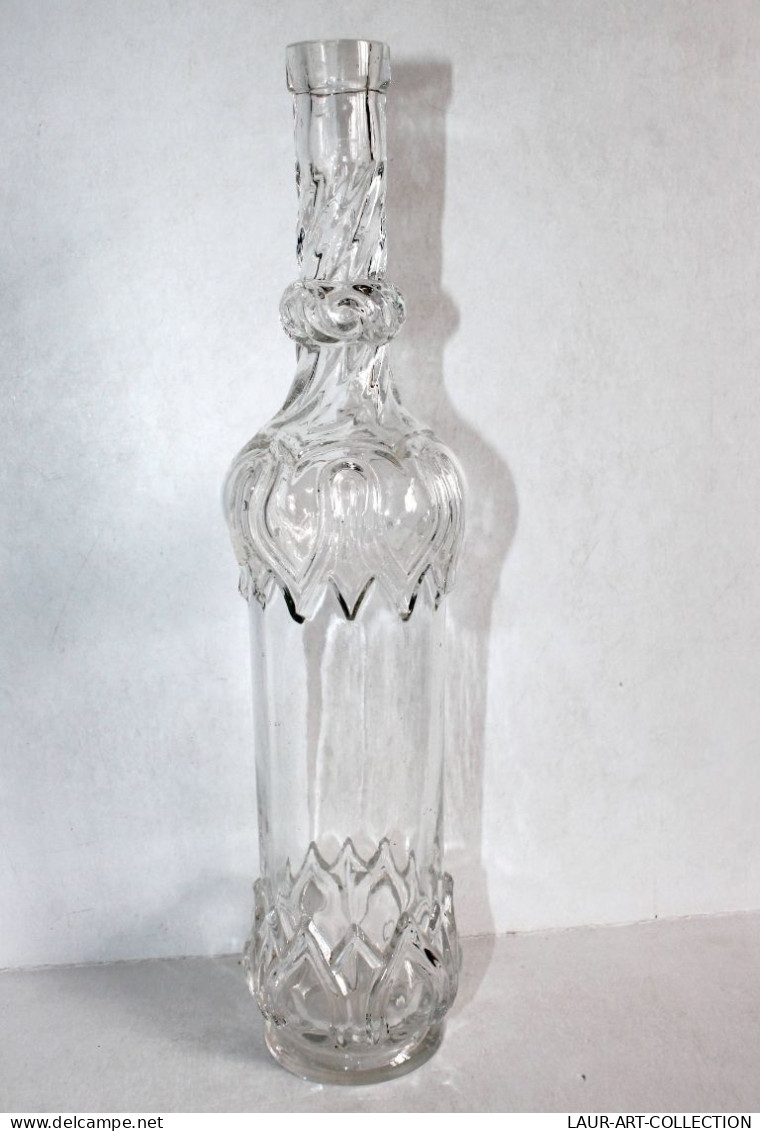 JOLIE ANCIENNE CARAFE BOUTEILLE EN VERRE MOULÉ, MOTIF EN RELIEF - VINTAGE H:32cm / ART DE LA TABLE (2501.1)