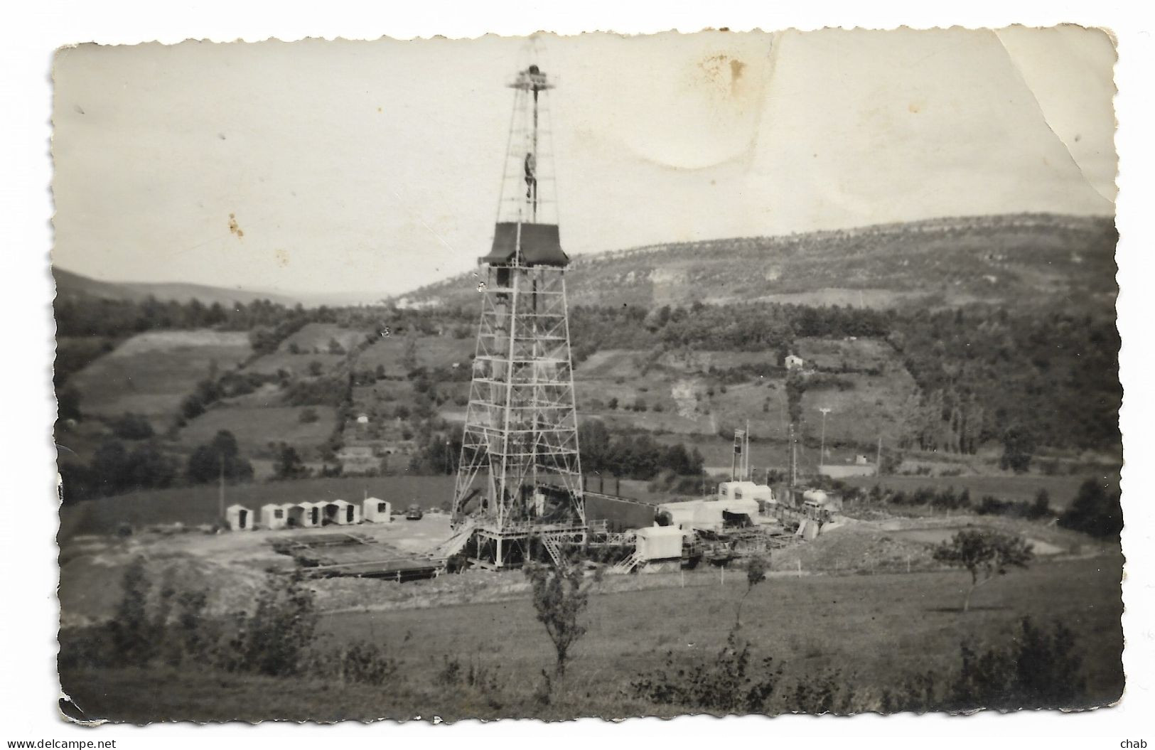 PHOTO A Identifier, Au Verso Quissac 1955 ? - Forage Pétrolier - Pétrole - Gard - PHOTO - FORAGE - Quissac