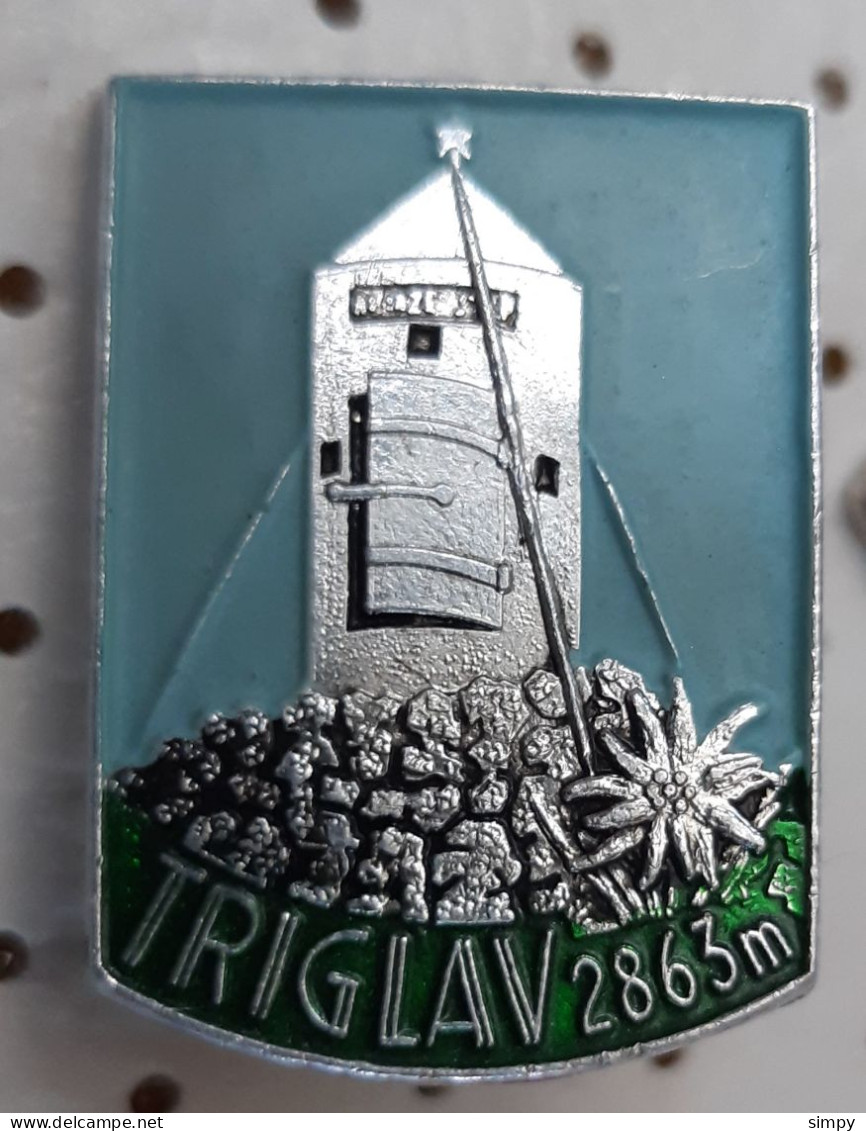 Triglav 2863 Aljazev Stolp Aljaz Tower  Alpinism, Mountaineering Slovenia  Pin - Alpinisme