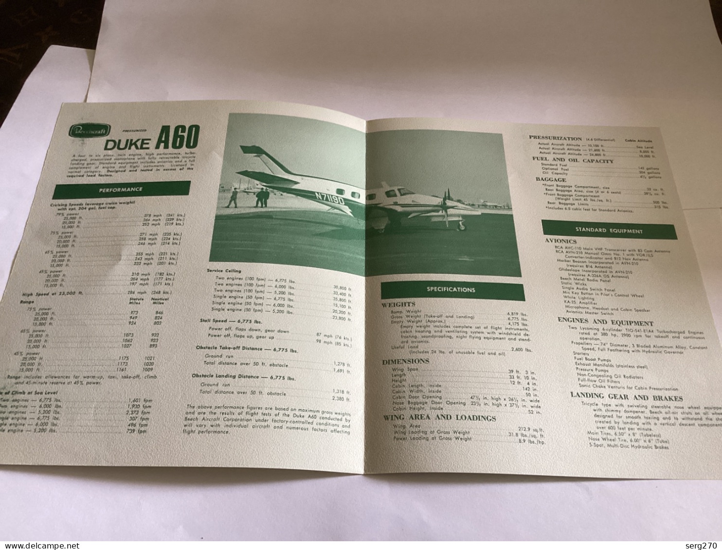 Avion Aviation Beecheraft PRESSURIZIO DUKE AGI 1970 Specifications And Performance OCTOBER 1970 - Verkehr