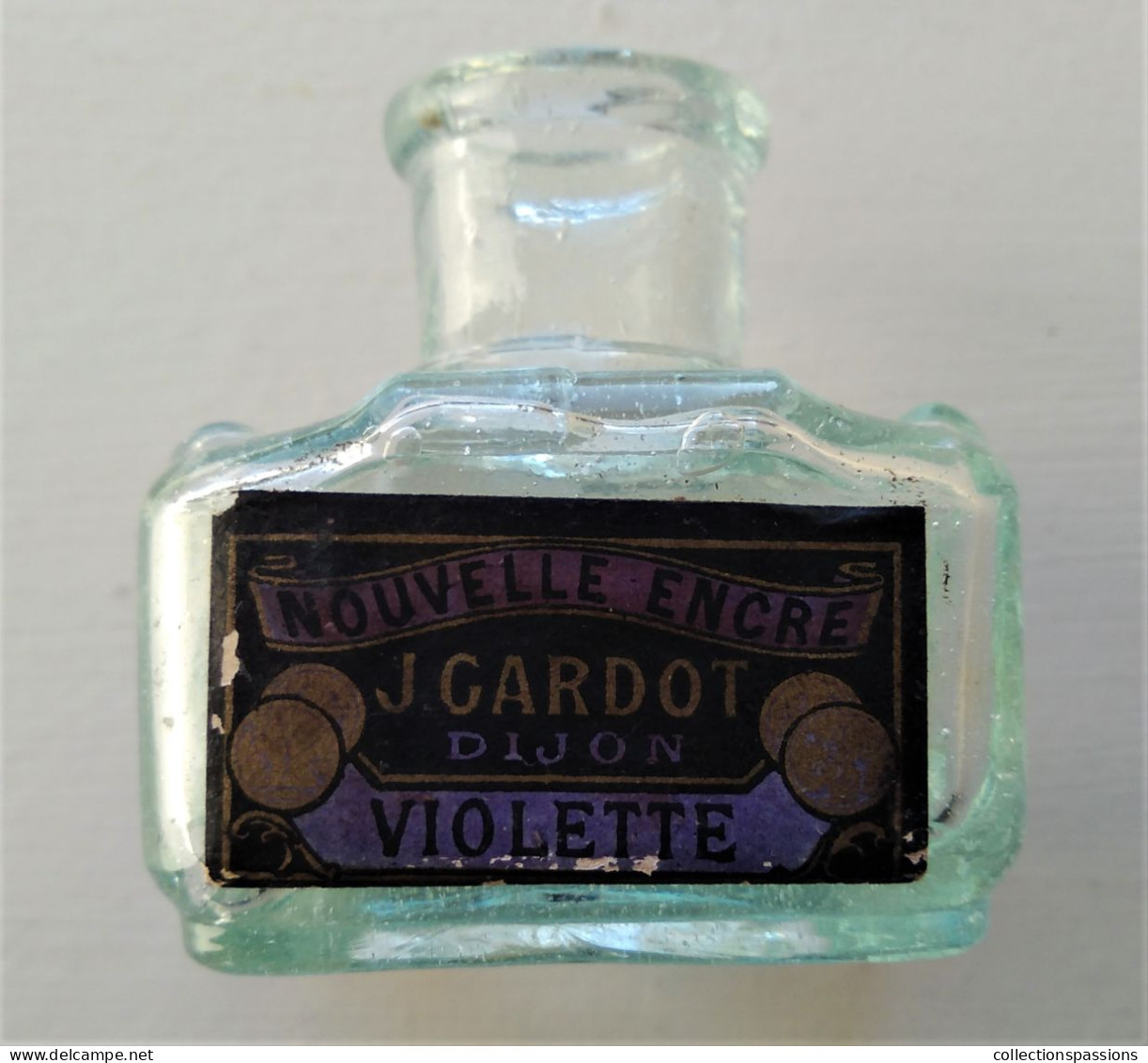 - Ancienne Bouteille D'encre, Encrier - J. GARDOT. Dijon - Violette - - Tintenfässer