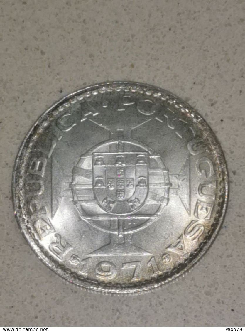 Macau, 5 Patacas 1971 - Macao