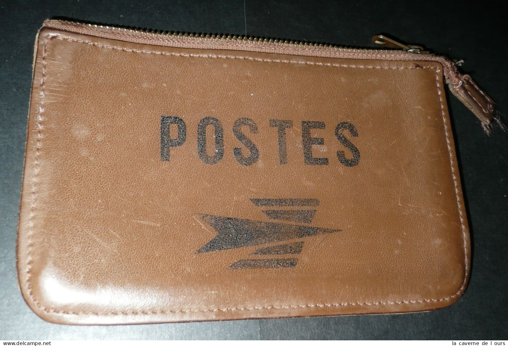 Rare Ancienne Sacoche En Cuir Des POSTES PTT Logo Poste - Autres & Non Classés