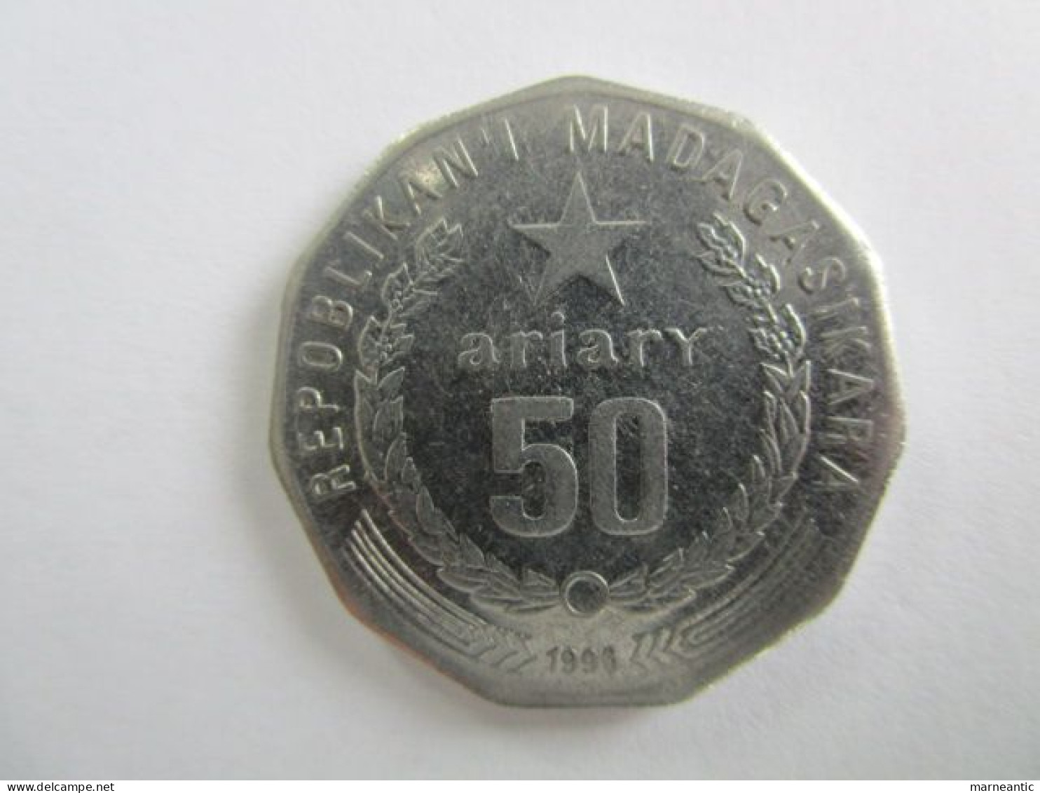 MADAGASCAR Pièce: 50 Ariary 1996 - Madagascar