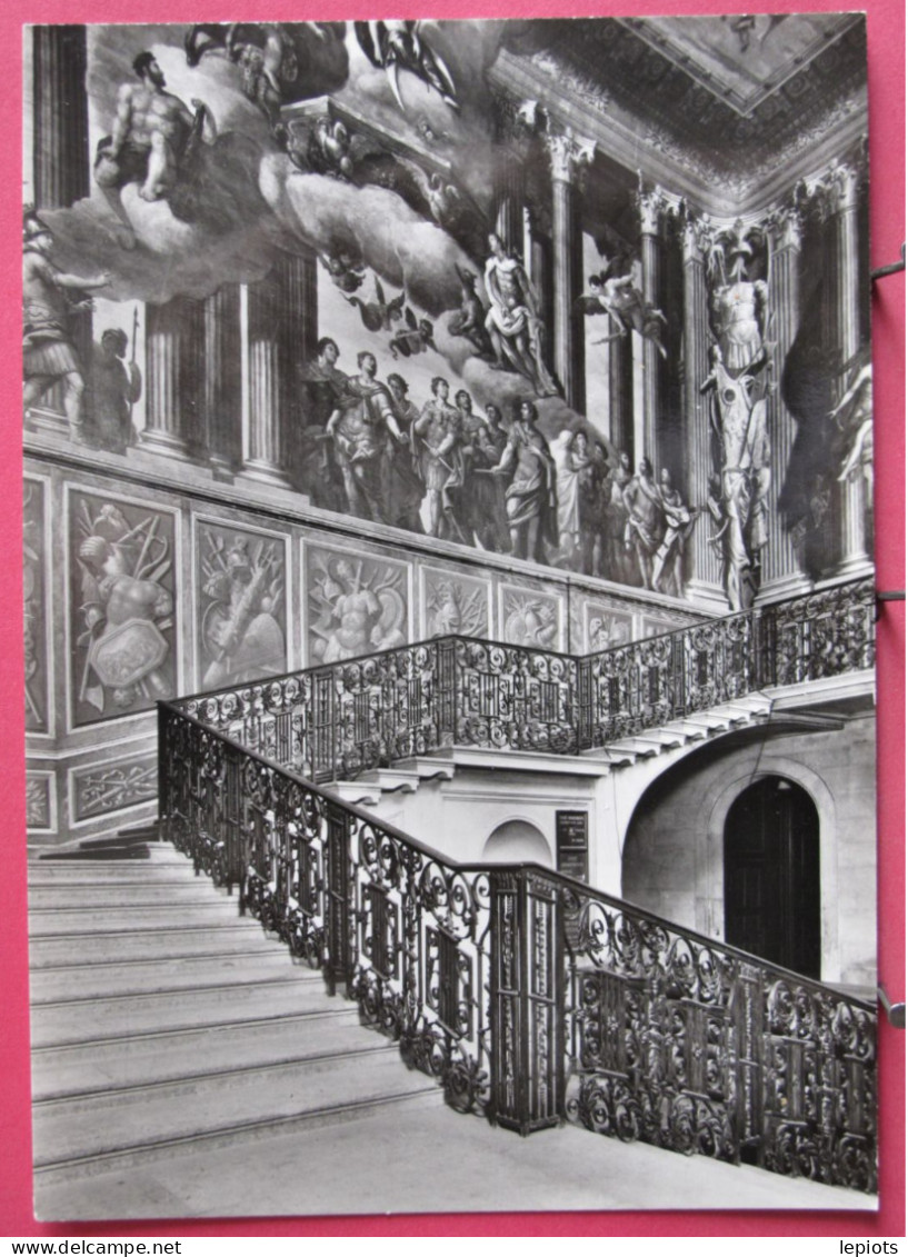 Angleterre - Hampton Court Palace - Middlesex - The King's Staircase Decorated By Verrio - Hampton Court