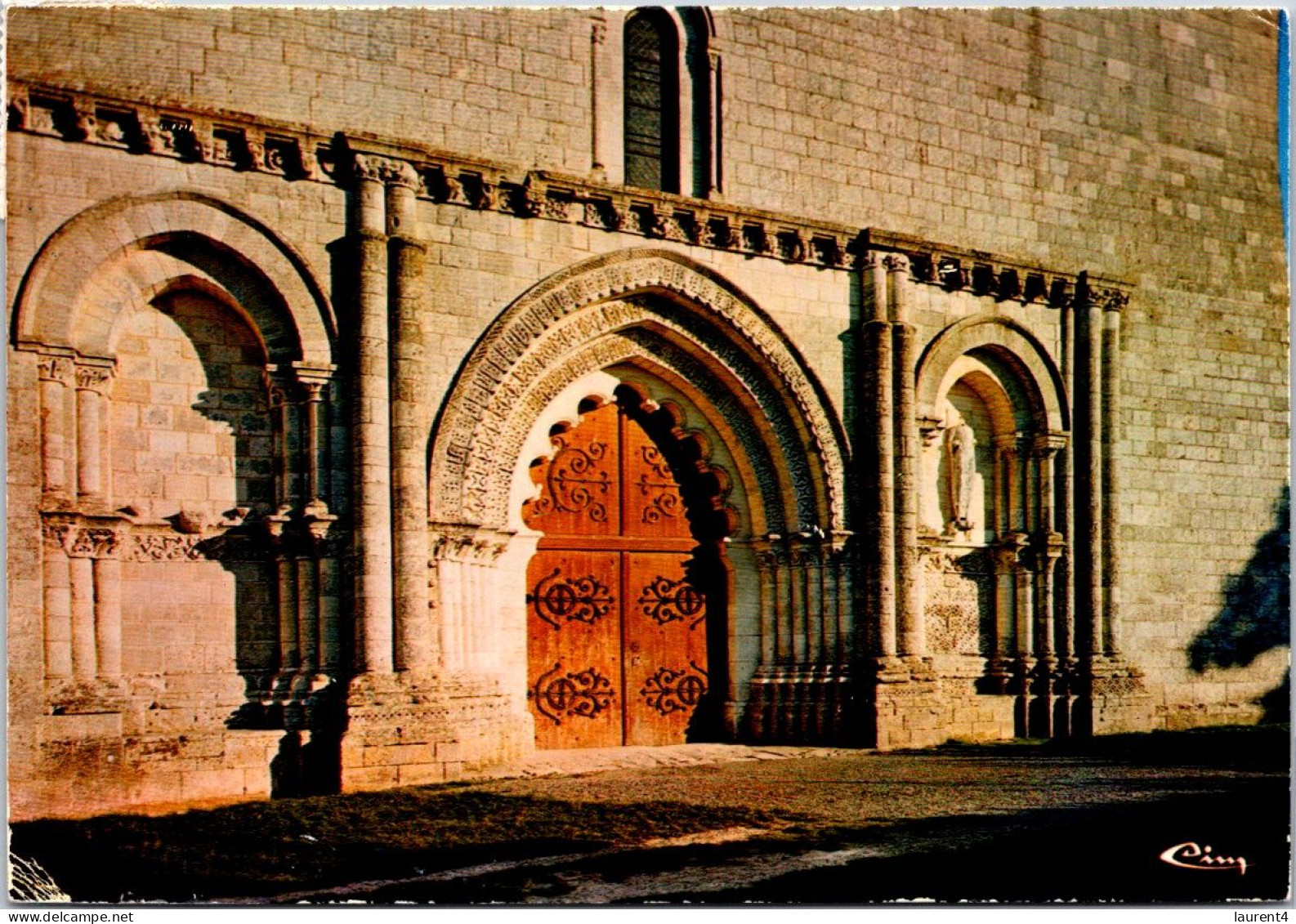 (1 R 1) France - Eglise De Esnandes - Bibliothèques