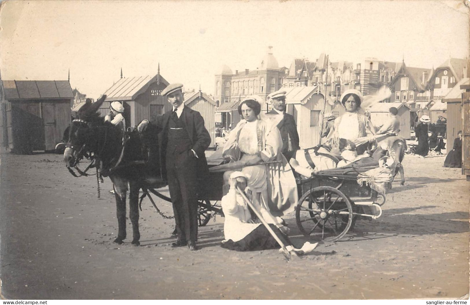 CPA 62 BERCK PLAGE JOLIE CARTE PHOTO EN BEAU PLAN SUR LA PLAGE - Berck