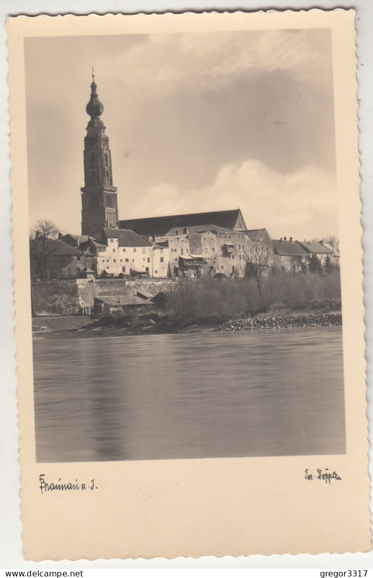 C8626) BRAUNAU Am INN - Sehr Schöne FOTO AK - Kirche U. Häuser Direkt Am Wasser ALT - Braunau