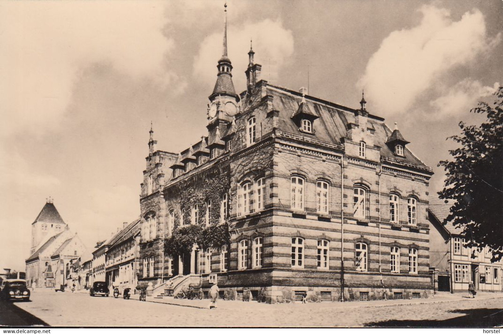 D-19395 Plau Am See - Rathaus Am Marktplatz - Cars - Stamp 1961 - Plau