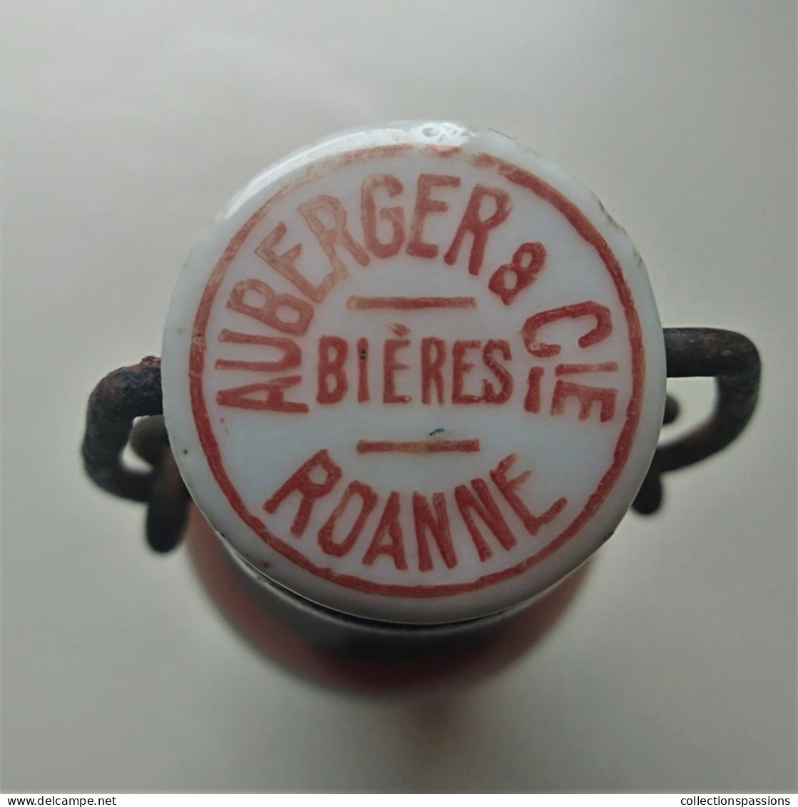 - RARE - Ancienne Bouteille. Etablissement  Auberger & Cie - Roanne  - LOIRE - Bière - - Beer