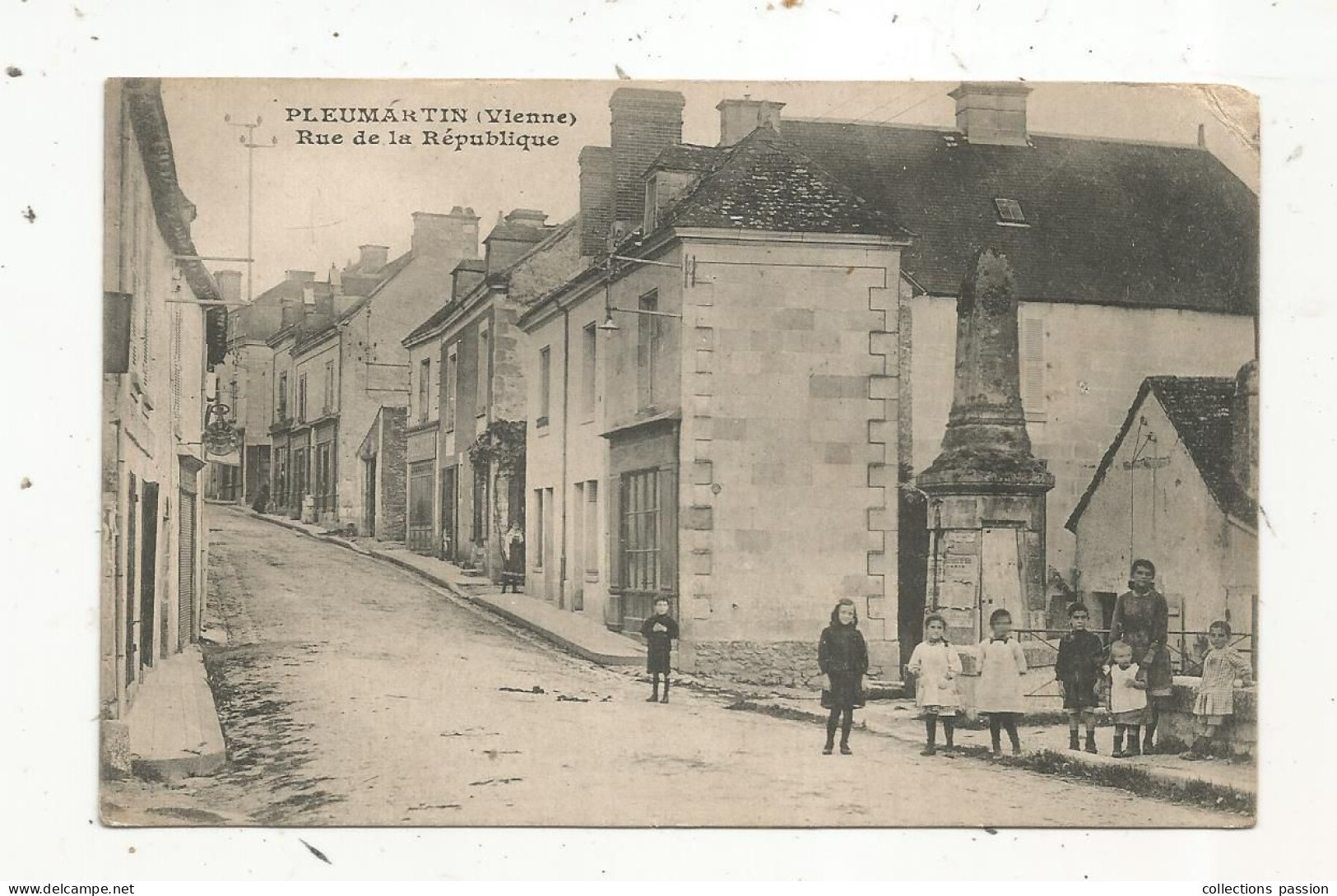 JC, Cp, 86, PLEUMARTIN, Rue De La République , écrite 1919, Phototypie Desaix - Pleumartin
