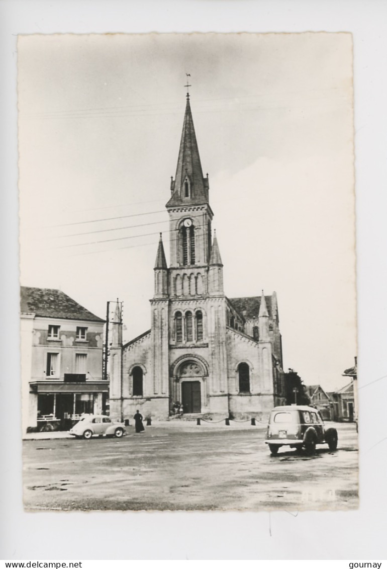 Goderville - L'église (cp N°2 Alfa) Animée Curé Renault 4 CV Vieille Voiture - Goderville