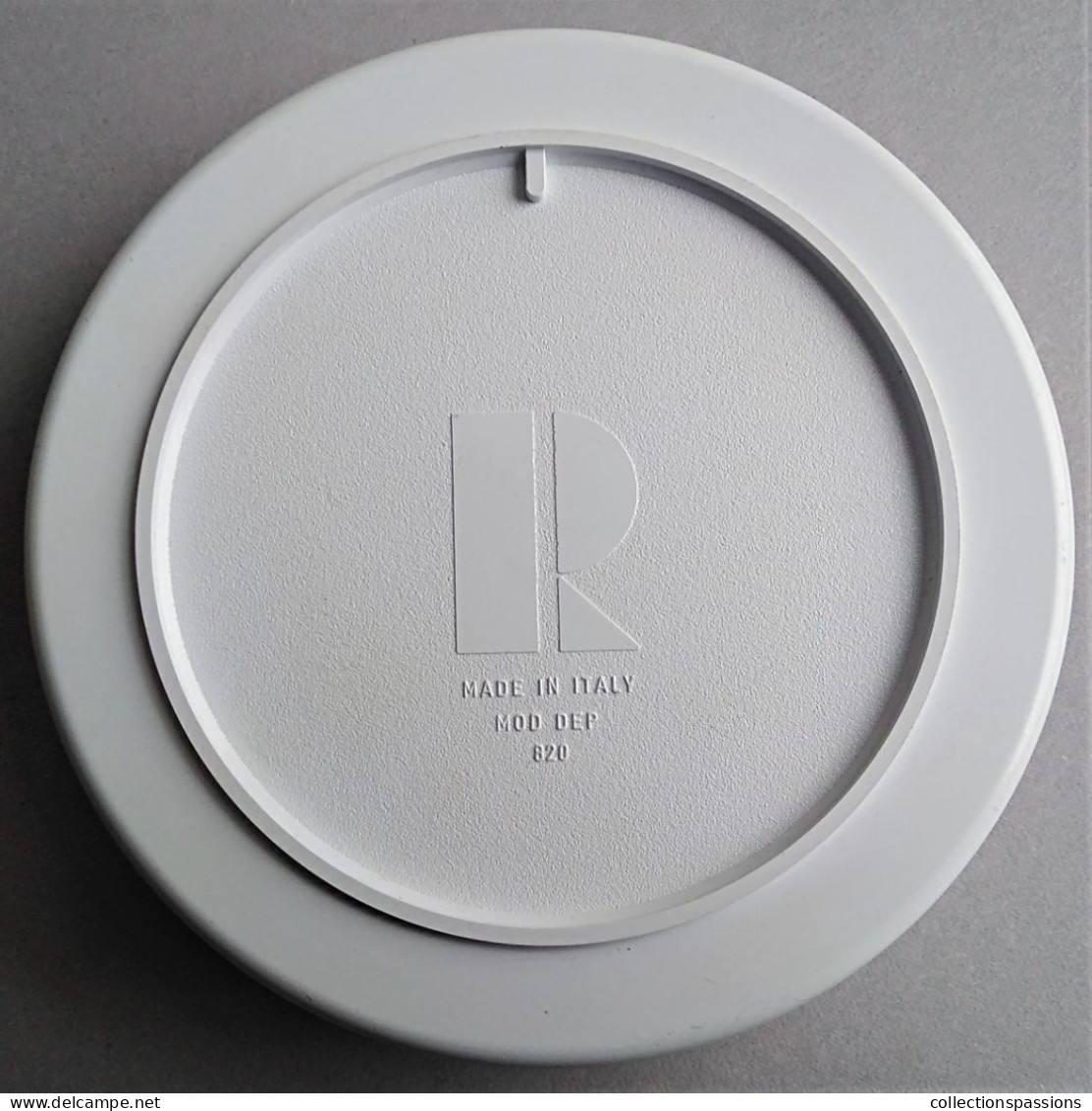 Ancien Cendrier.  " PHILIP MORRIS " - Ashtrays