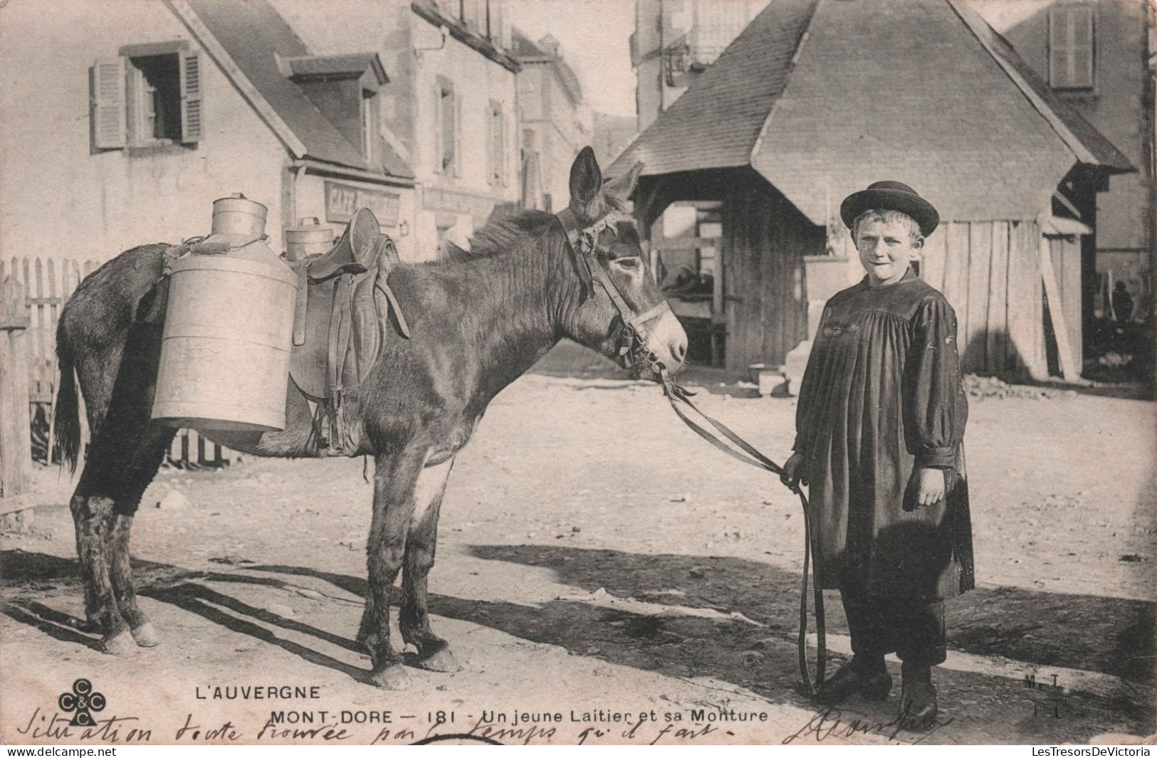 METIER - Un Jeune Laitier Et Sa Monture - L'auvergne - Mont Dore - Ane - Carte Postale Ancienne - Bauern