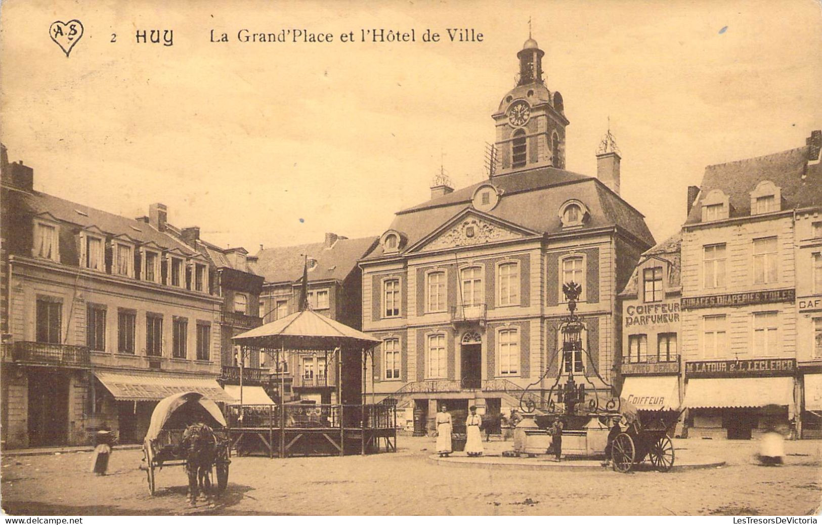 BELGIQUE - HUY - La Grand ' Place Et L'Hôtel De Ville - Carte Postale Ancienne - Huy