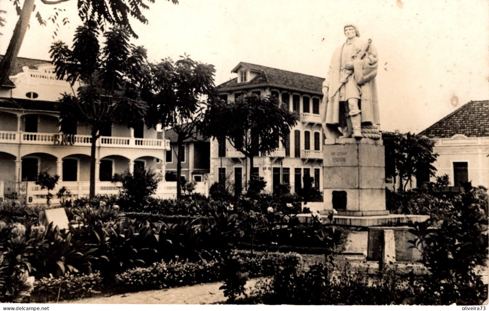 S. SÃO TOMÈ - Cidade De S.Tomé - Estátua Pero Escobar - São Tomé Und Príncipe