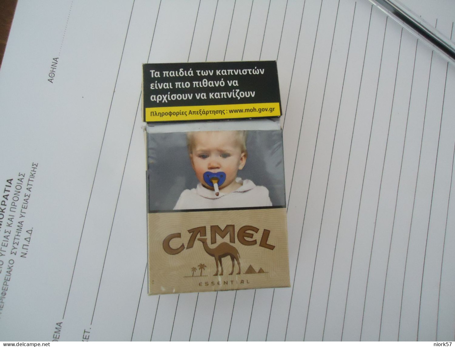 GREECE USED EMPTY CIGARETTES BOXES CAMEL LIGHTS - Cajas Para Tabaco (vacios)